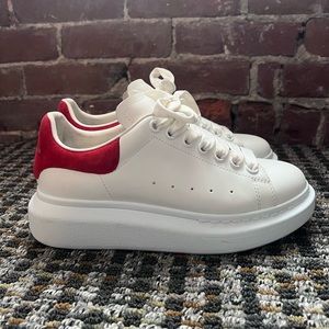 Alexander McQueen Women’s Oversized Sneaker Size 37